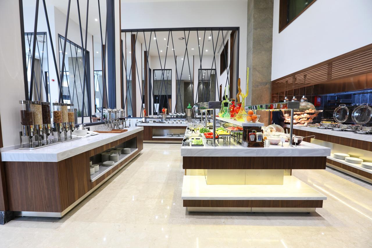 Hilton Garden Inn อดิยามาน ภายนอก รูปภาพ