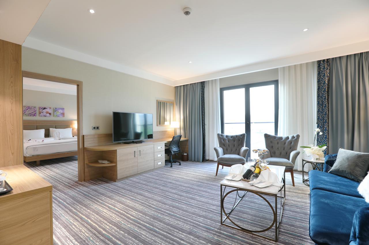 Hilton Garden Inn อดิยามาน ภายนอก รูปภาพ